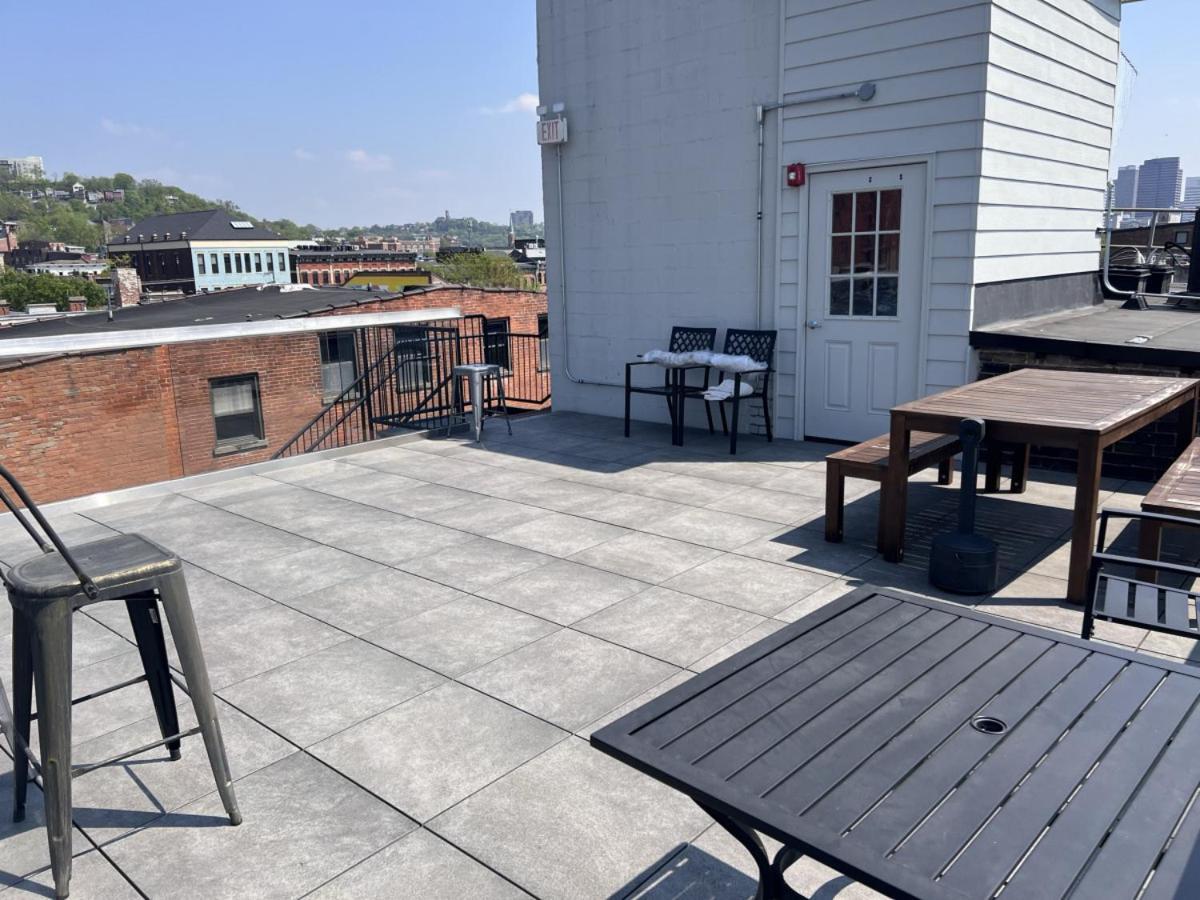 Zango Explore Otr And Downtown From A Renovated Condo Cincinnati Exterior photo